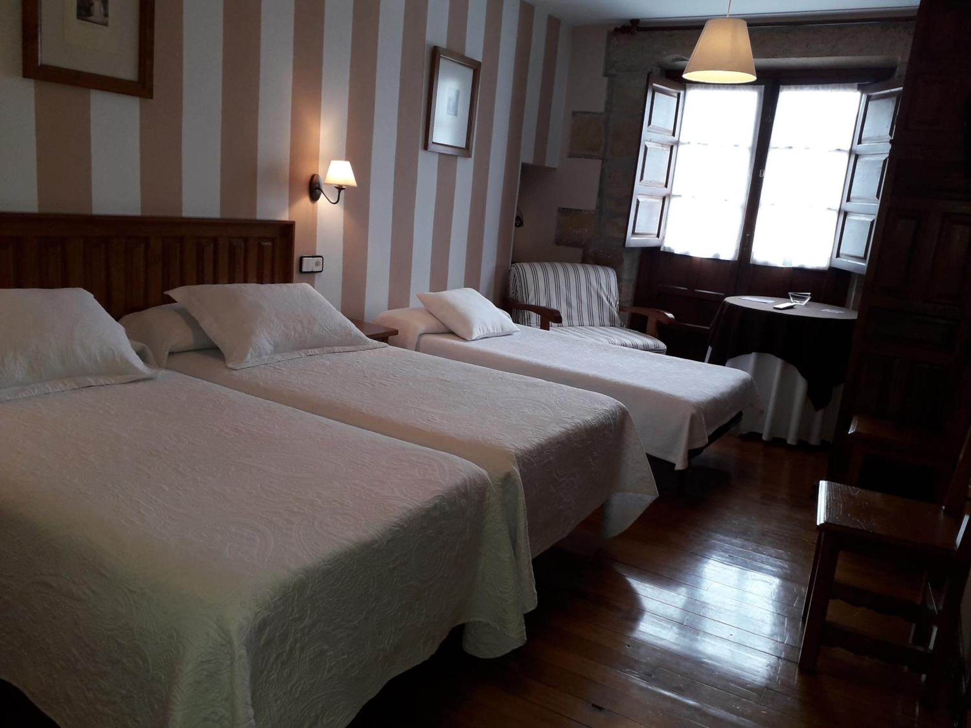 Posada Santa Juliana 산틸라나델마르 객실 사진